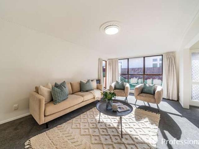 House for sale in Days Bay, Wellington