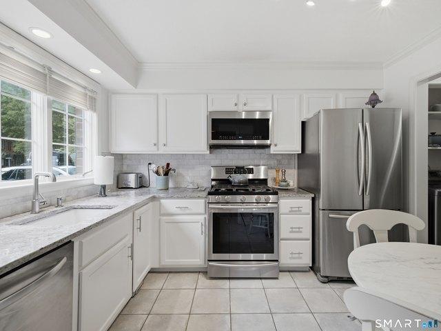 Townhouse for sale in Farmington, Connecticut