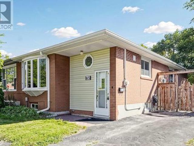 House for sale in Newmarket Heights, Newmarket