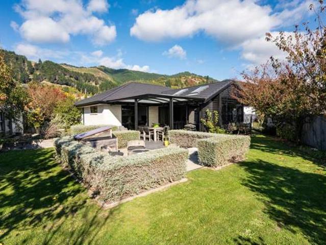 House for sale in Cable Bay, Nelson Bays