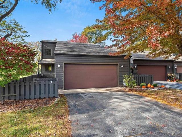 Condo for sale in Green Bay, Brown County