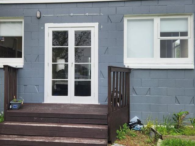 Apartment for rent in Blockhouse Bay, Oroua County