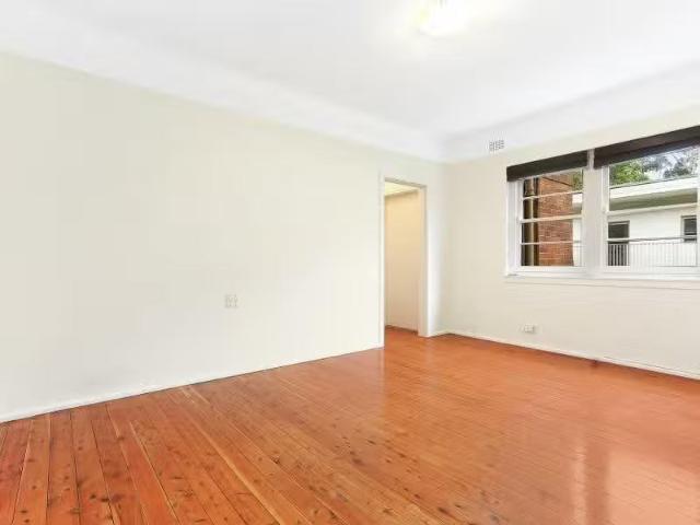Apartment for rent in Lower North Shore, Sydney