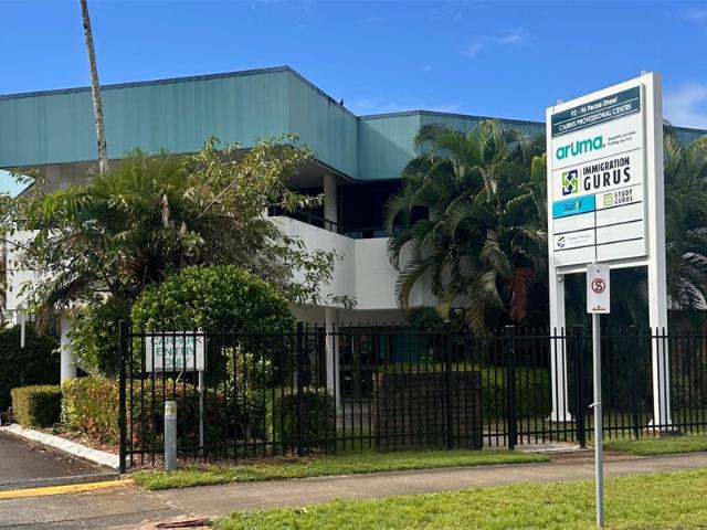 Office for rent in Manoora, Cairns