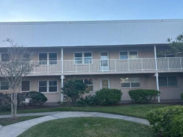 Condo for sale in Seminole, Pinellas County