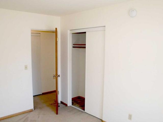 Apartment for rent in Hennepin, Minnesota