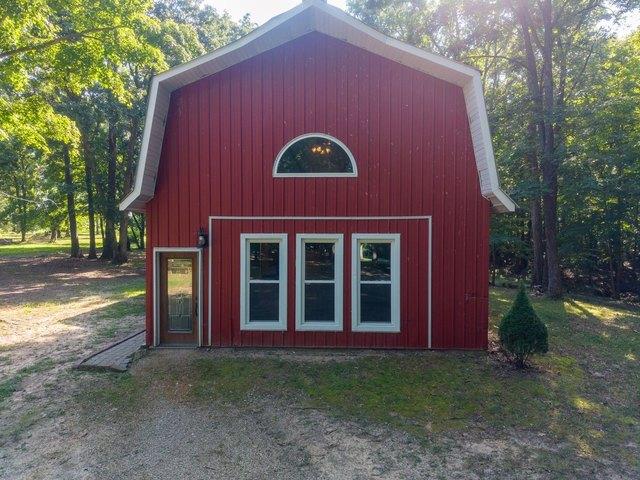 House for sale in Patoka, Illinois