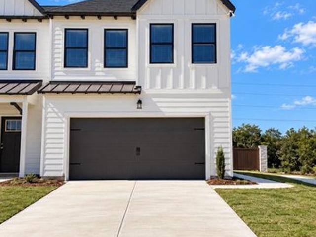 Townhouse for sale in Hixson, Chattanooga