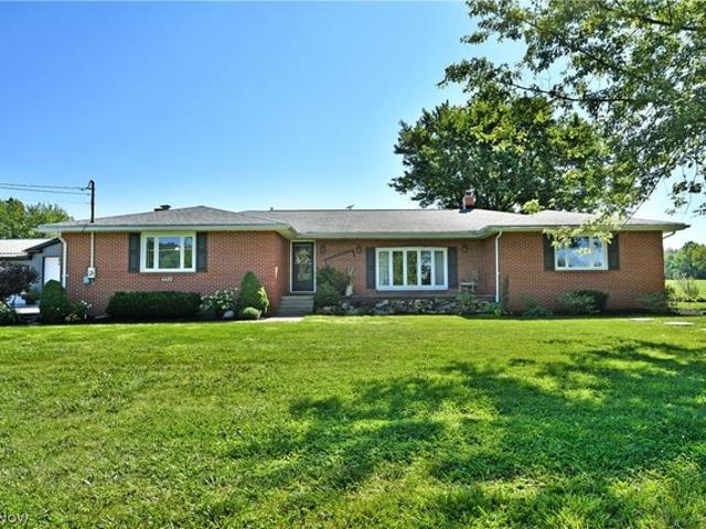 House for sale in Cortland, Ohio
