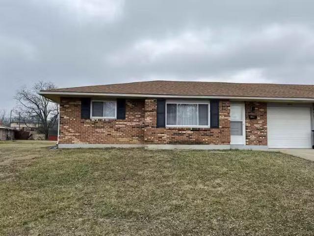 Condo for rent in Dayton