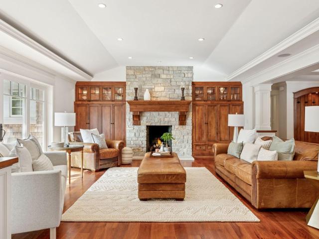 Property for sale in Hennepin, Minnesota