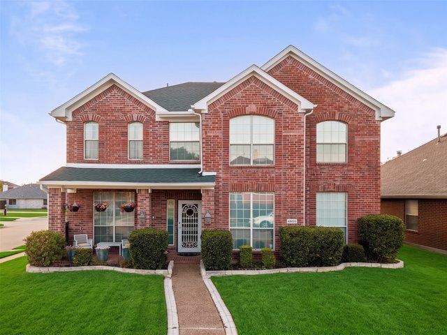 House for sale in Denton, Texas