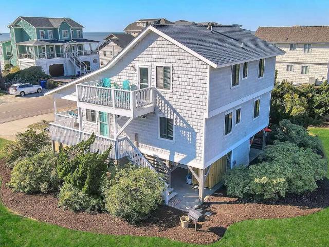 House for sale in Oak Island, North Carolina