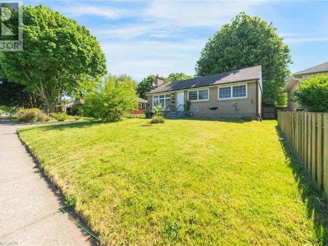 House for rent in Niagara Falls, Golden Horseshoe