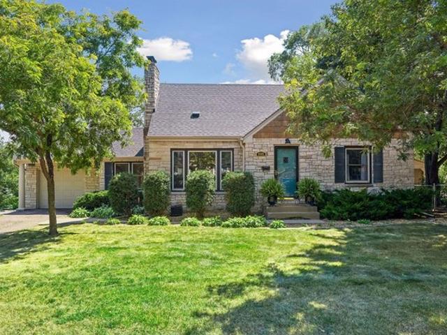 House for sale in Hennepin, Minnesota