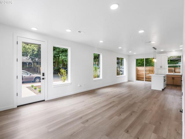House for sale in Saint Johns, Portland