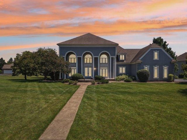 House for sale in Crystal Lake, McHenry County