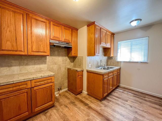 Apartment for rent in Canoga Park, California