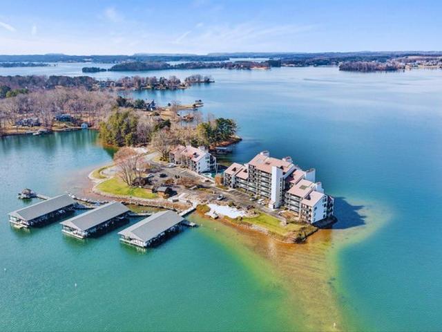Condo for sale in Virginia
