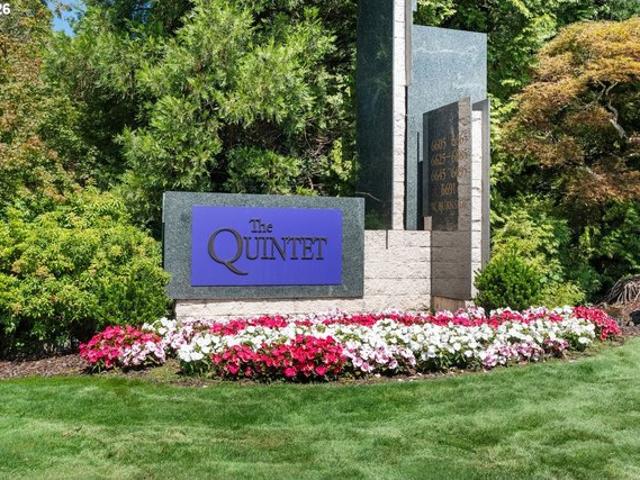 Condo for sale in Oregonia