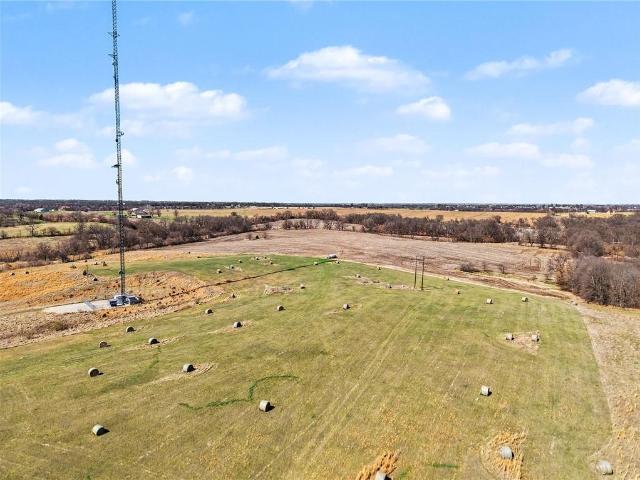 Farm for sale in Smithville, Missouri