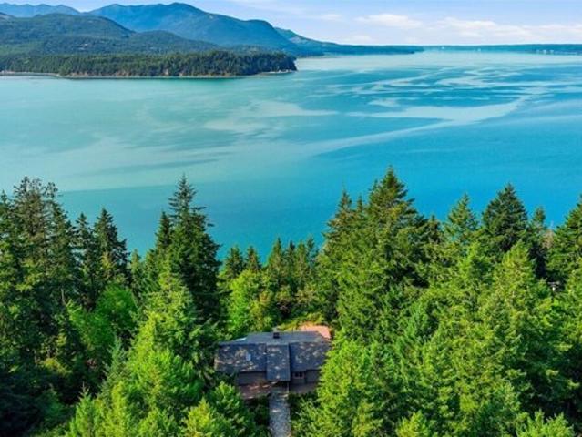 House for sale in Seabeck, Washington