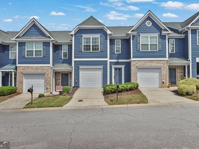 Townhouse for sale in Flowery Branch, Hall County