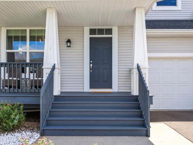 House for sale in Cottage Grove, Minnesota
