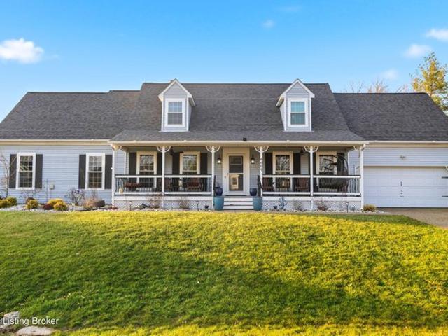 House for sale in Pewee Valley, Kentucky