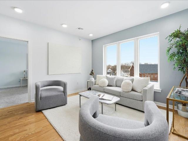 Condo for sale in Bloomfield, New Jersey