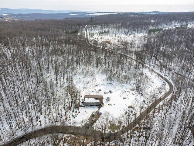 House for sale in Indian Head, Pennsylvania