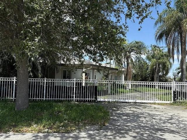 House for sale in Hialeah, Florida