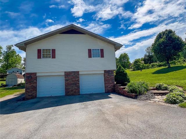 House for sale in Spruce Pine, North Carolina
