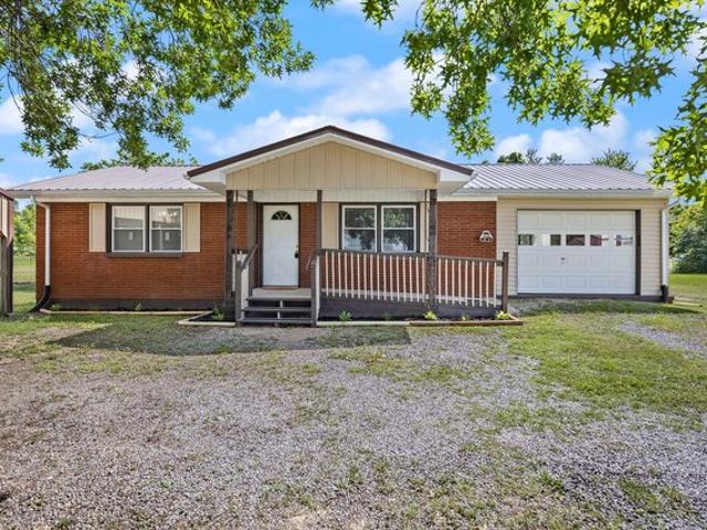 House for sale in Russell Springs, Kentucky
