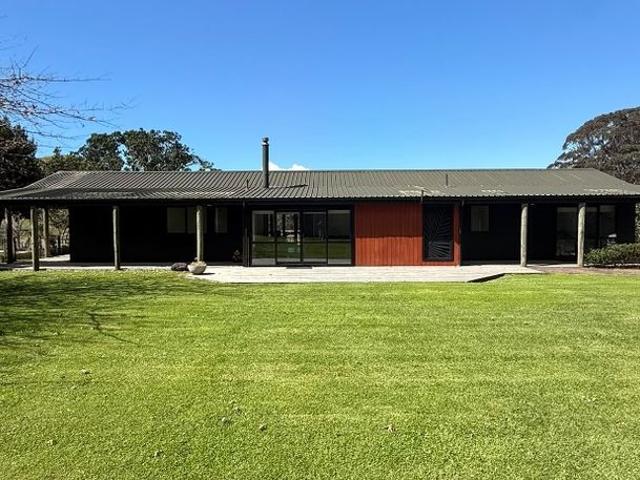 House for rent in Awhitu, Oroua County