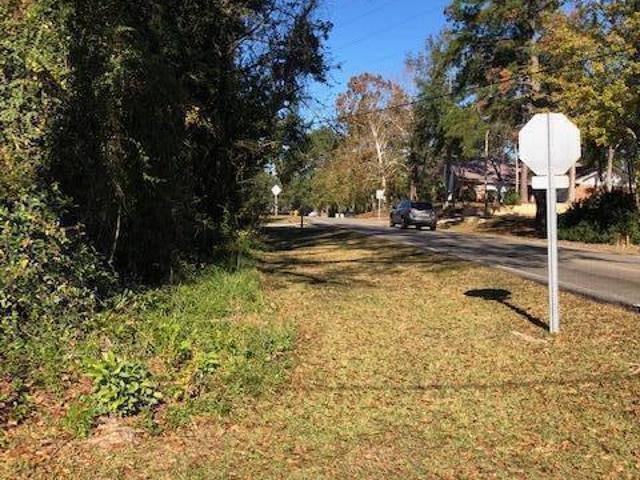 Land for sale in Diamondhead, Mississippi