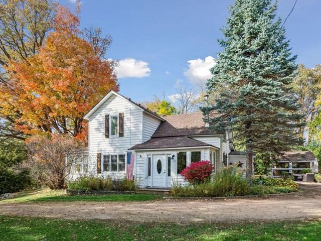 House for sale in Saga Hill, Orono