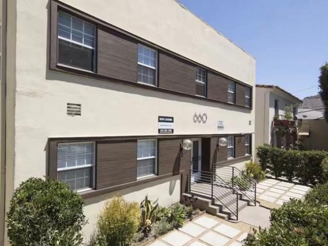 Apartment for rent in Canoga Park, California