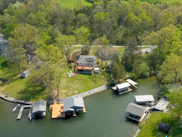 House for sale in Williamstown, Kentucky