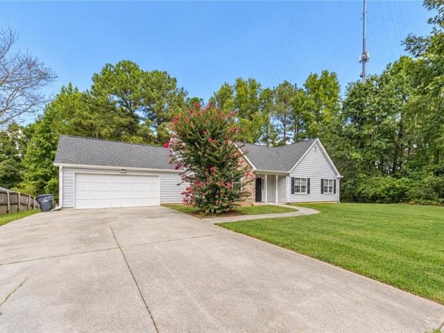 House for sale in Grayson, Georgia