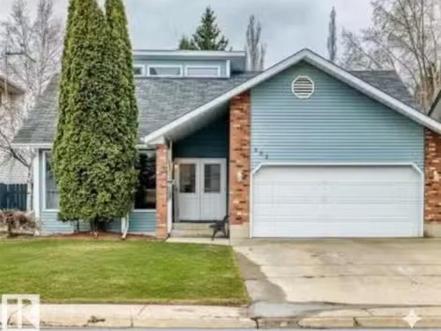 House for sale in Sherwood Park, Alberta