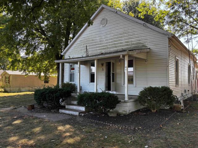 House for sale in Virden, Macoupin County