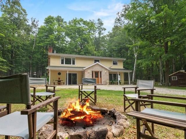 House for sale in Egg Harbor, Wisconsin