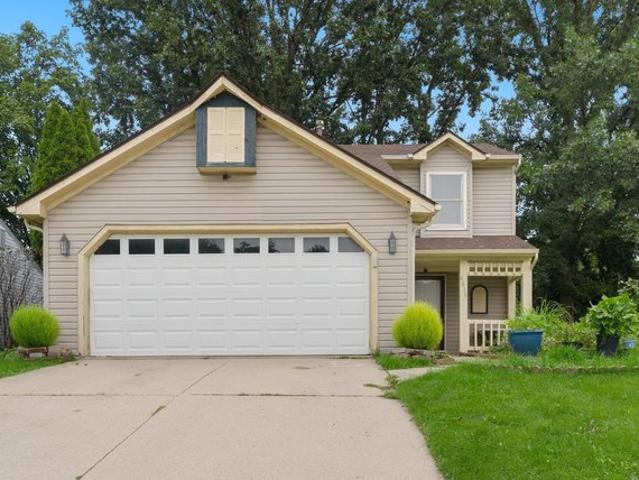 House for sale in Crestwood, Fort Wayne