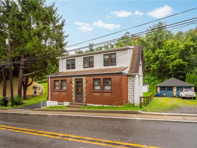House for sale in South Park, Pennsylvania