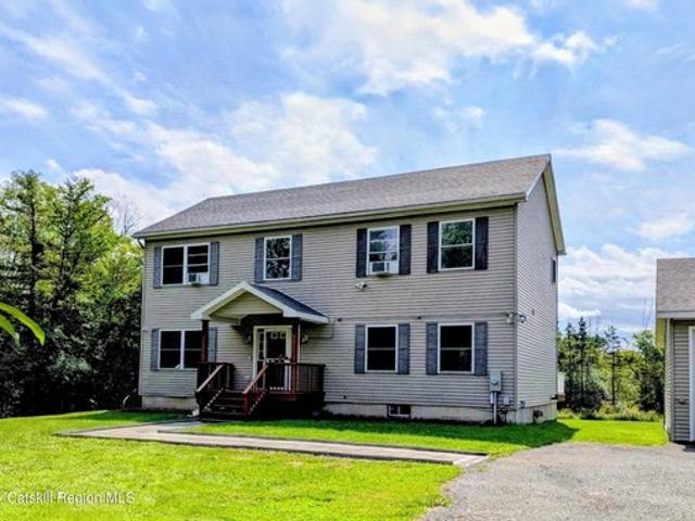House for sale in Hudson, New York