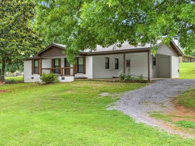 House for sale in Flat Rock, Alabama
