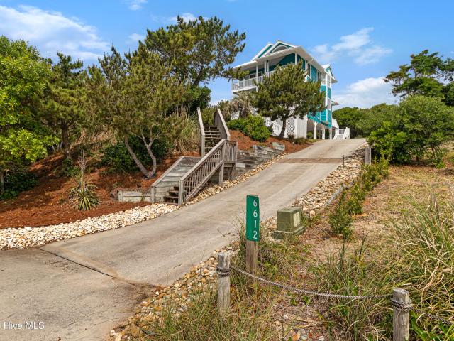 House for sale in Emerald Isle, North Carolina