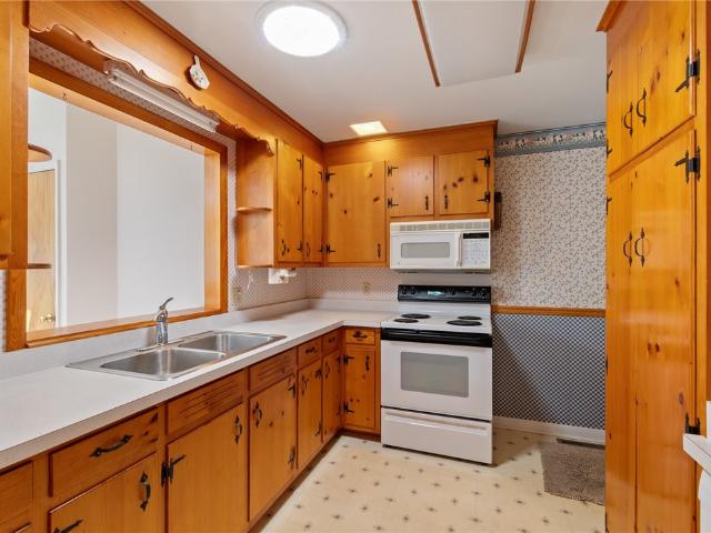 House for sale in Town of Williamson, Wayne County