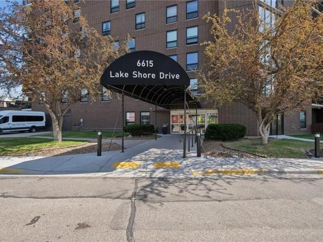 Condo for sale in Hennepin, Minnesota